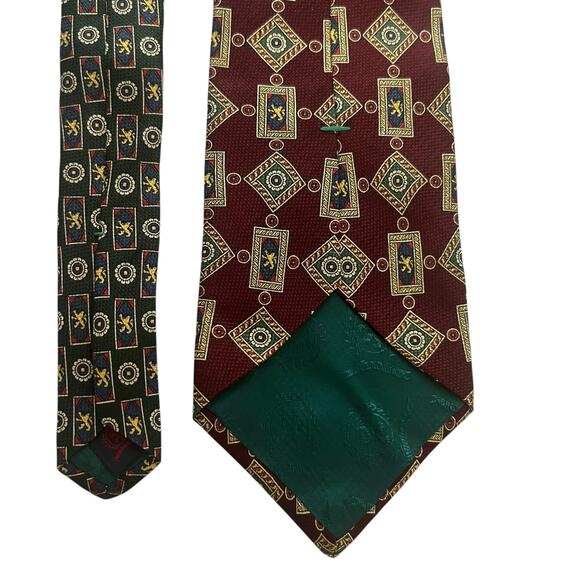 Tommy Hilfiger Vintage Lion Crest Geometric Print Silk Tie - Picture 4 of 13